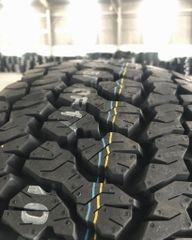 Lốp xe Kumho 285/70R17 AT51 121/118R