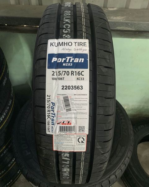 Lốp xe Kumho 215/70R16 KC53 108/106T