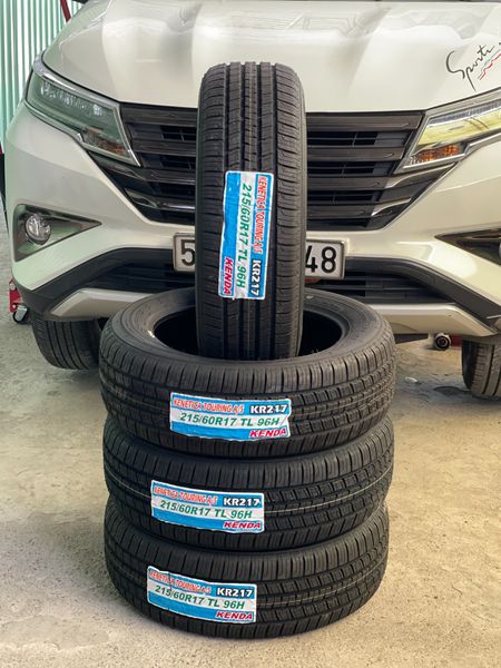 Lốp xe Kenda 215/60R17 KR217