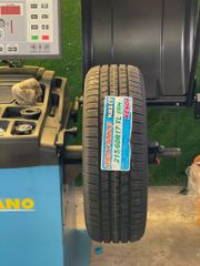 Lốp xe Kenda 215/60R17 KR217