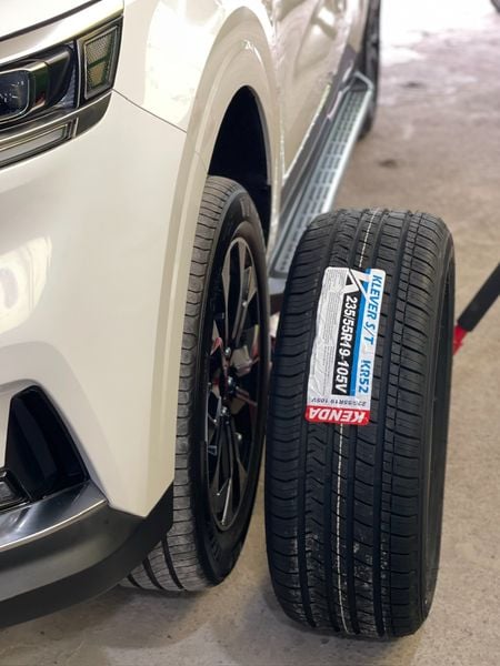 Lốp xe Kenda 235/55R19 KR52