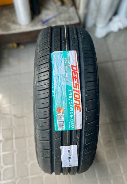 Lốp xe Deestone 195/50R16 RA01 (Thái Lan)