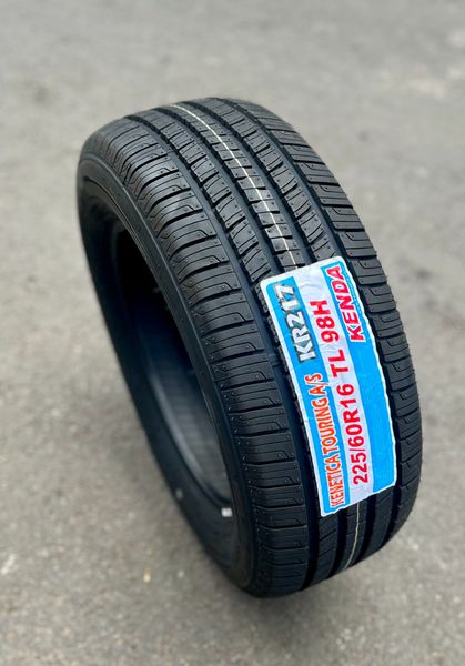 Lốp xe Kenda 225/60R16 KR217