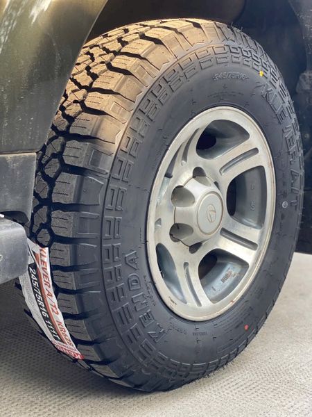 Lốp xe Kenda 245/75R16 KR628 111T
