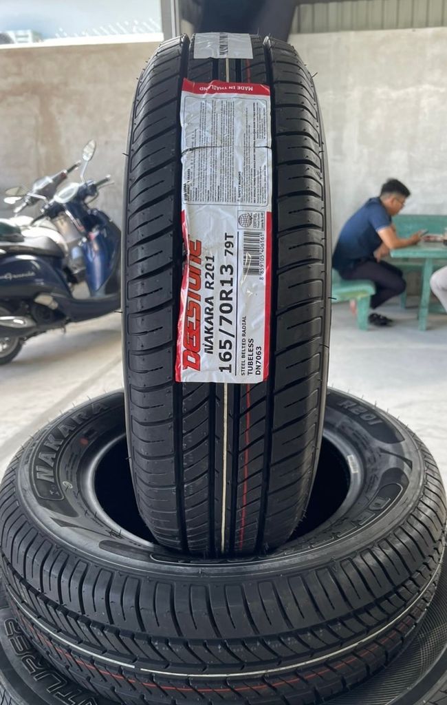 Lốp xe Deestone 165/70R13 R201 (Thái Lan)