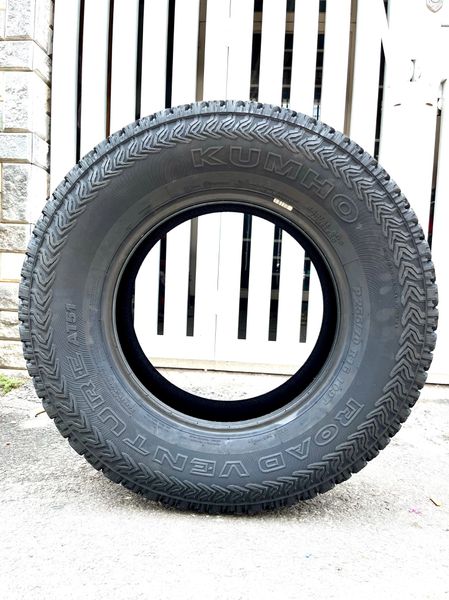 Lốp xe Kumho 255/70R16 AT51 109T
