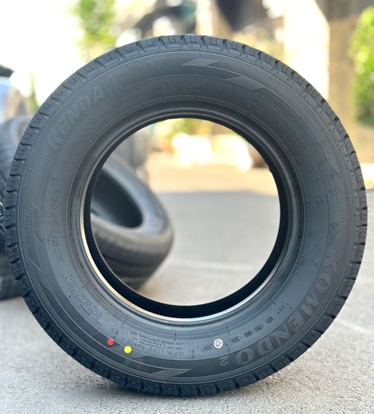 Lốp xe Kenda 205/70R15C 10PR KR100