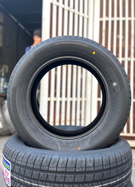 Lốp xe Kenda 205/60R16 KR205