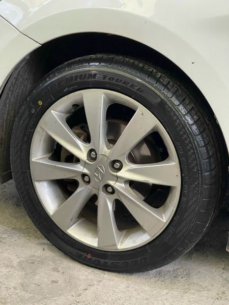 Lốp xe Deestone 195/50R16 RA01 (Thái Lan)