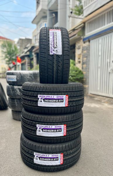 Lốp xe Kenda 245/40R18 KR400 (ZR, lốp có hiệu suất cao)