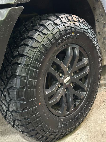 Lốp xe Kenda LT 235/80R17 KR601