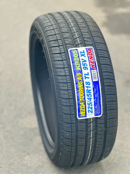 Lốp xe Kenda 225/45R18 KR205