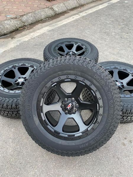 Lốp xe Kumho 265/65R17 AT51 112T