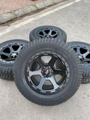 Lốp xe Kumho 265/65R17 AT51 112T