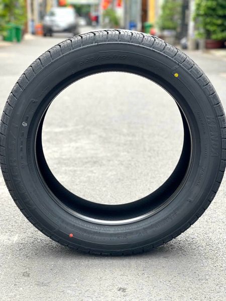 Lốp xe Kenda 225/55R19 KR52