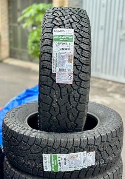 Lốp xe Kumho 265/60R18 AT52 110T