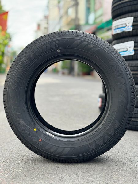 Lốp xe Deestone 195/70R15C R402 8PR (Thái Lan)