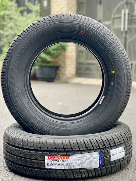 Lốp xe Deestone 195/70R15C R402 8PR (Thái Lan)