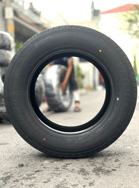 Lốp xe Kenda P 265/60R18 KR600
