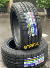 Lốp xe Kenda 235/45R17 KR205