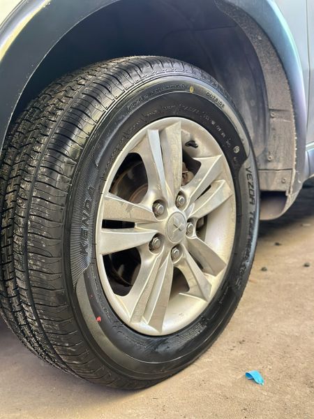 Lốp xe Kenda 225/60R16 KR205