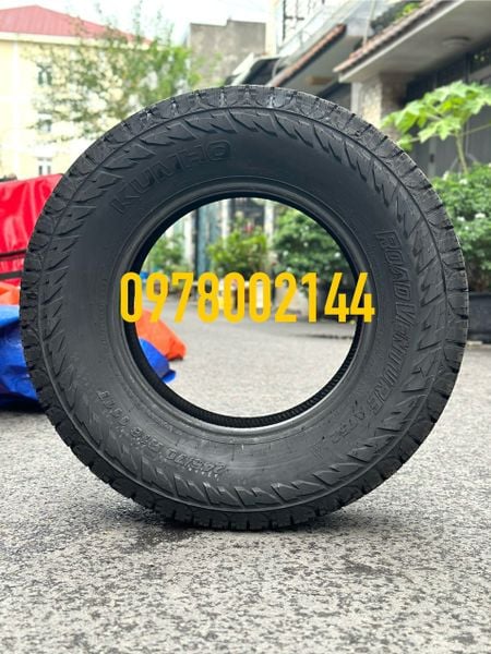 Lốp xe Kumho 245/70R16 AT52 111T
