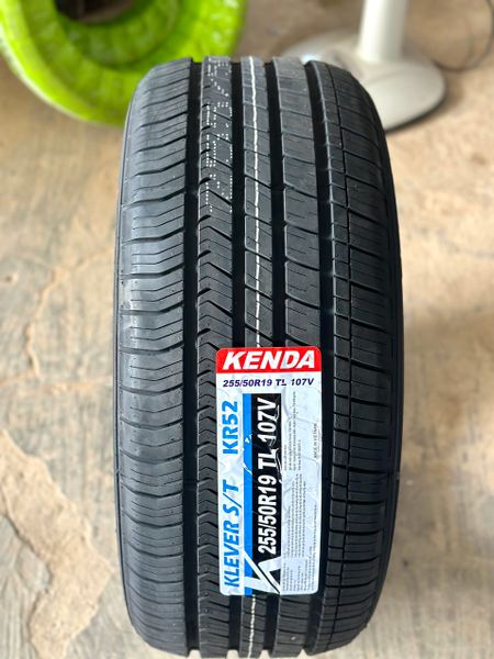 Lốp xe Kenda 255/50R19 KR52