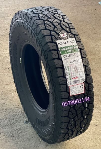 Lốp xe Kumho 235/85R16 AT52 120/116S
