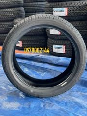 Lốp xe Kenda 225/40R18 KR205
