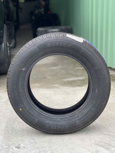 Lốp xe Zeetex 215/65R16 98H  ZT5000 max  (Thái Lan)