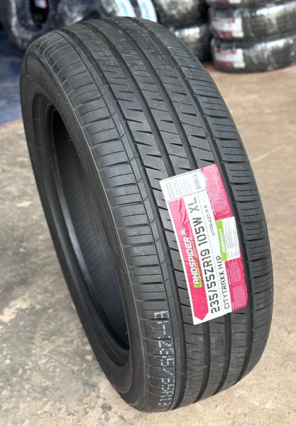Lốp xe Landspider 235/55R19 H/P (Thái Lan) ZR