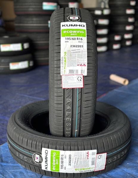 Lốp xe Kumho 195/60R16 ES31 89H