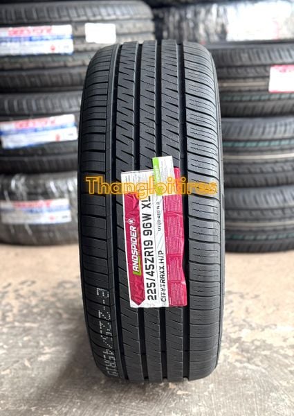 Lốp xe Landspider 225/45R19 H/P (Thái Lan) ZR