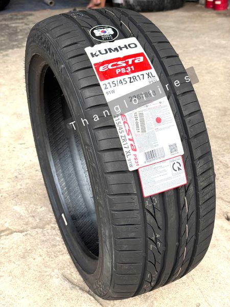 Lốp xe Kumho 215/45R17 PS31 91W