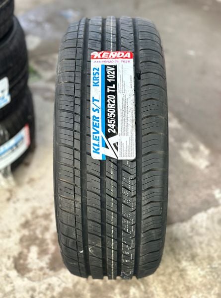 Lốp xe Kenda 245/50R20 KR52