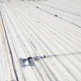  Dây cứu sinh phương ngang trên mái 