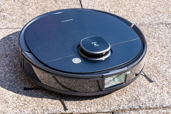 ROBOT HÚT BỤI LAU NHÀ THÔNG MINH ECOVACS DEEBOT T9 AIVI – BẢN NỘI ĐỊA