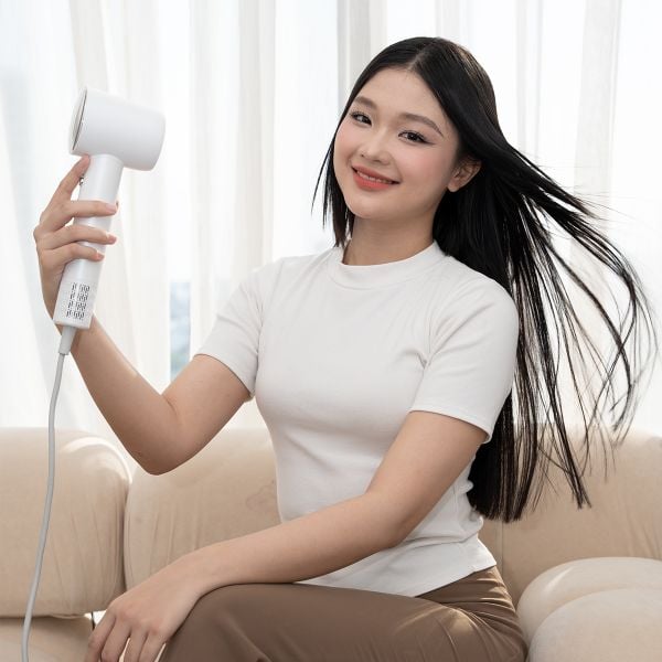 MÁY SẤY TÓC VIETNAMROBOVAC DIGITAL HIGH - SPEED HS01- BH 12 THÁNG