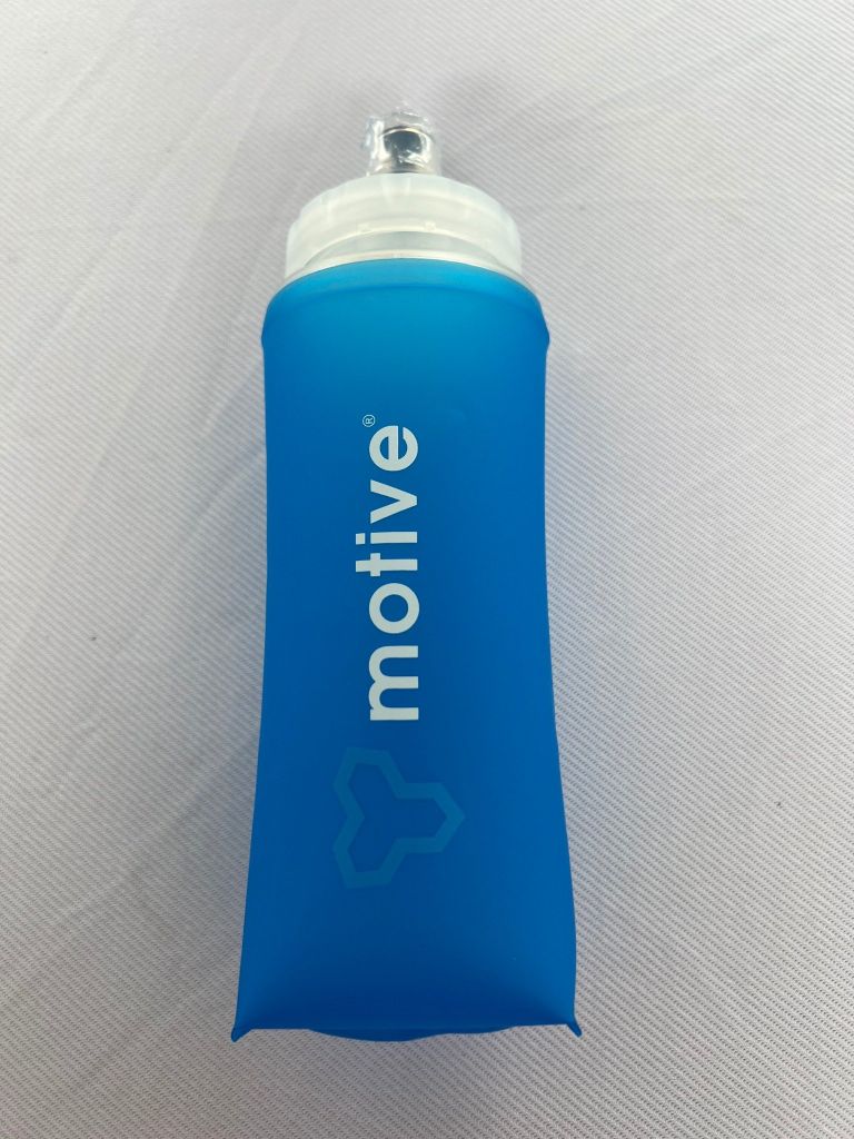 Bình nước thể thao chạy bộ 250/350ml Motive Softlask - Màu Xanh