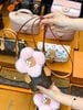 Túi đựng mini để điện thoại có dây đeo chéo đính hoa - HỒNG - H273