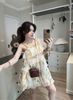 Váy hai dây xuông viền màu dáng xòe hoa tầng siêu xinh - VÀNG - T328