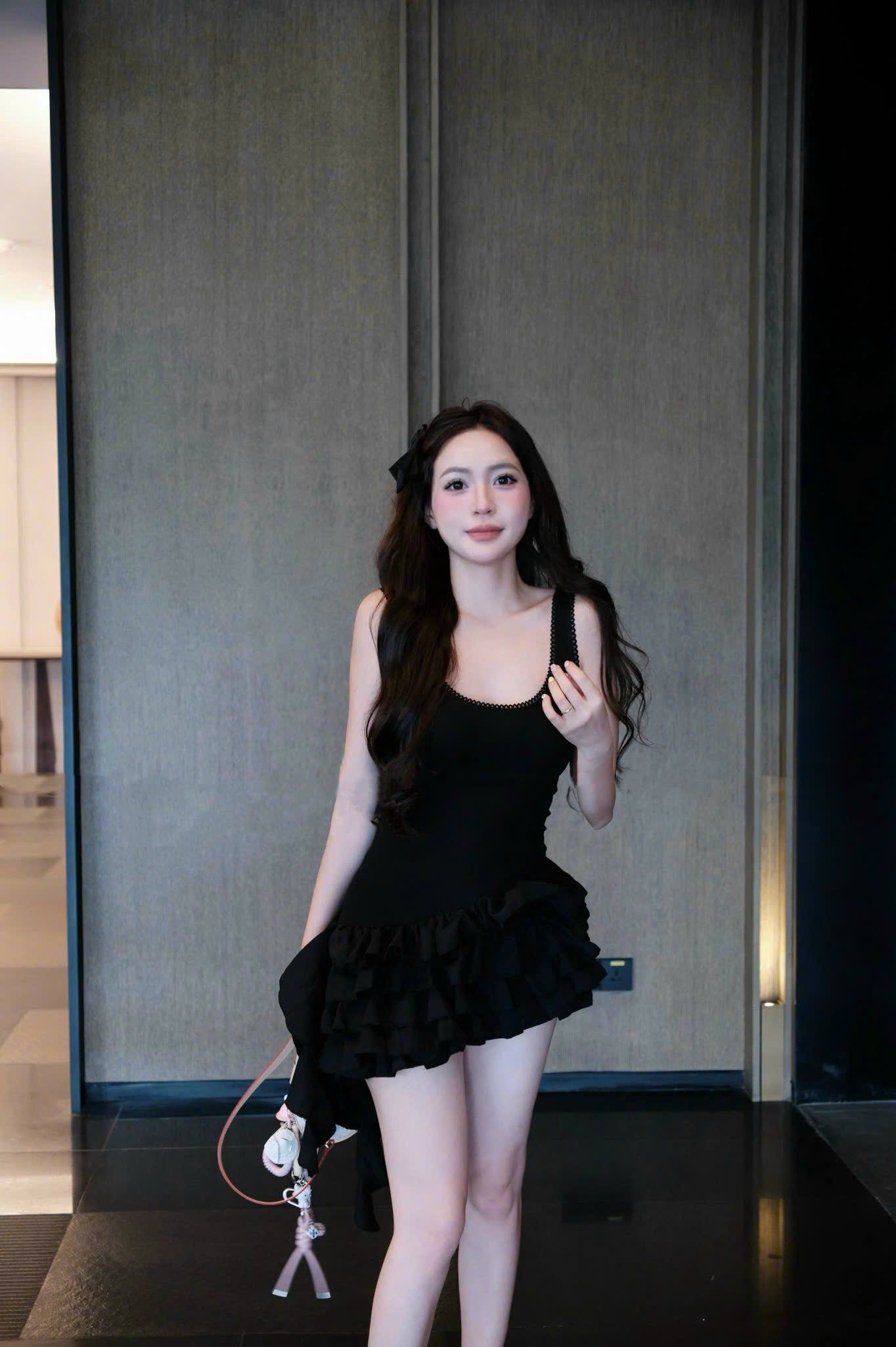  Váy 2 dây ôm body xòe tầng bèo nhún tua rua siêu hot - ĐEN - T381 