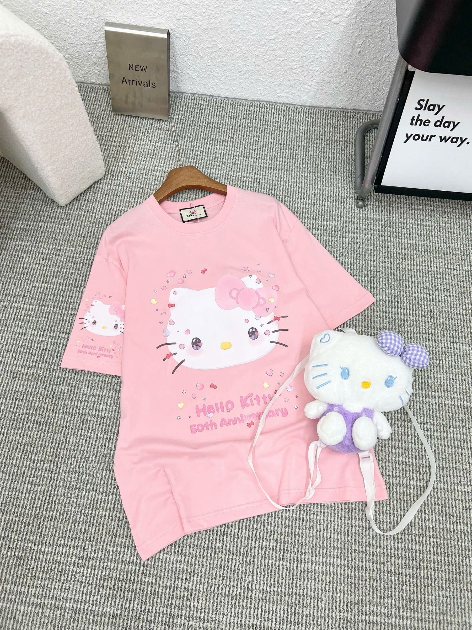  Áo thun form rộng họa tiết hello kitty kèm balo siêu dễ thương - HỒNG - T467 