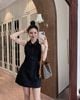 Đầm sát nách cổ đức khóa kéo tag chanel dáng ngắn - T507 (eo S<68, M<72)