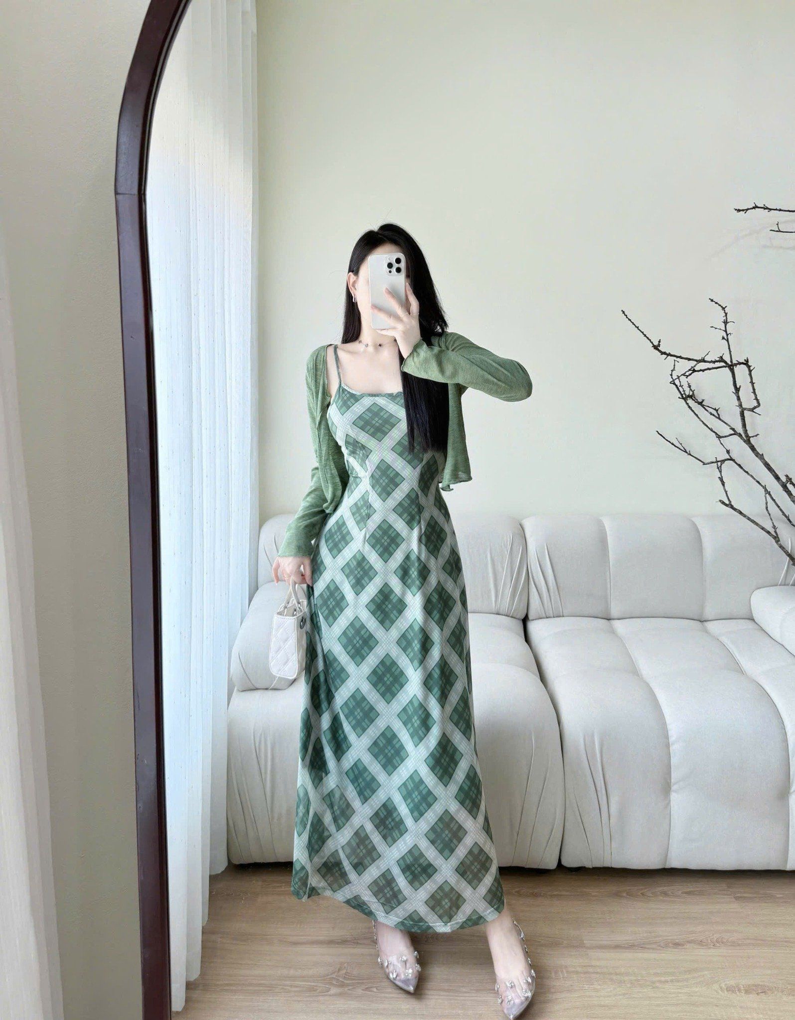E6S (ĐẦM HAI DÂY + ÁO KHOÁC)