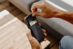 Ví gắn ốp lưng Peak Design Wallet Slim