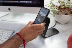 Đế sạc không dây Peak Design