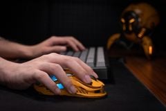 Chuột không dây Gaming GravaStar Mercury M1 Pro Battle Worn Edition