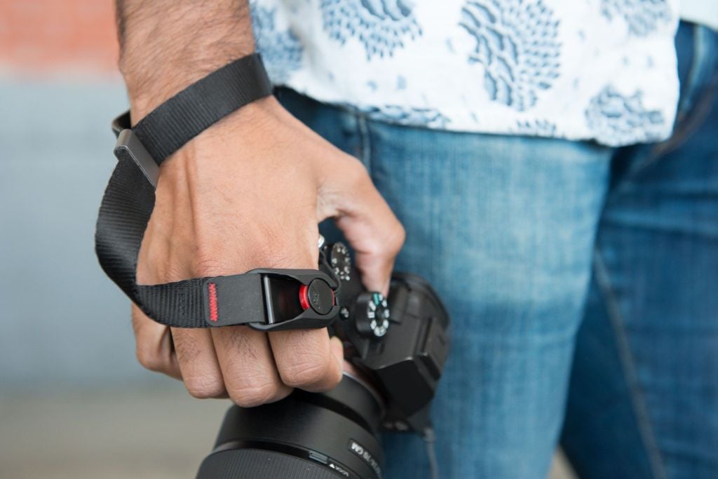 Dây deo máy ảnh Peak Design Cuff
