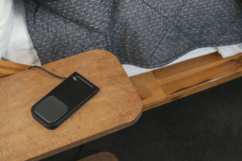 Đế sạc không dây Peak Design